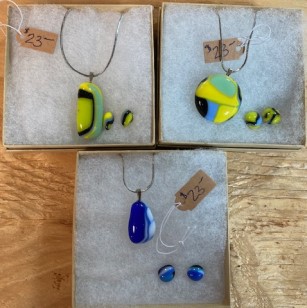 Red white and blue spinner