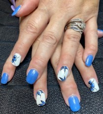 Blue FLower nails